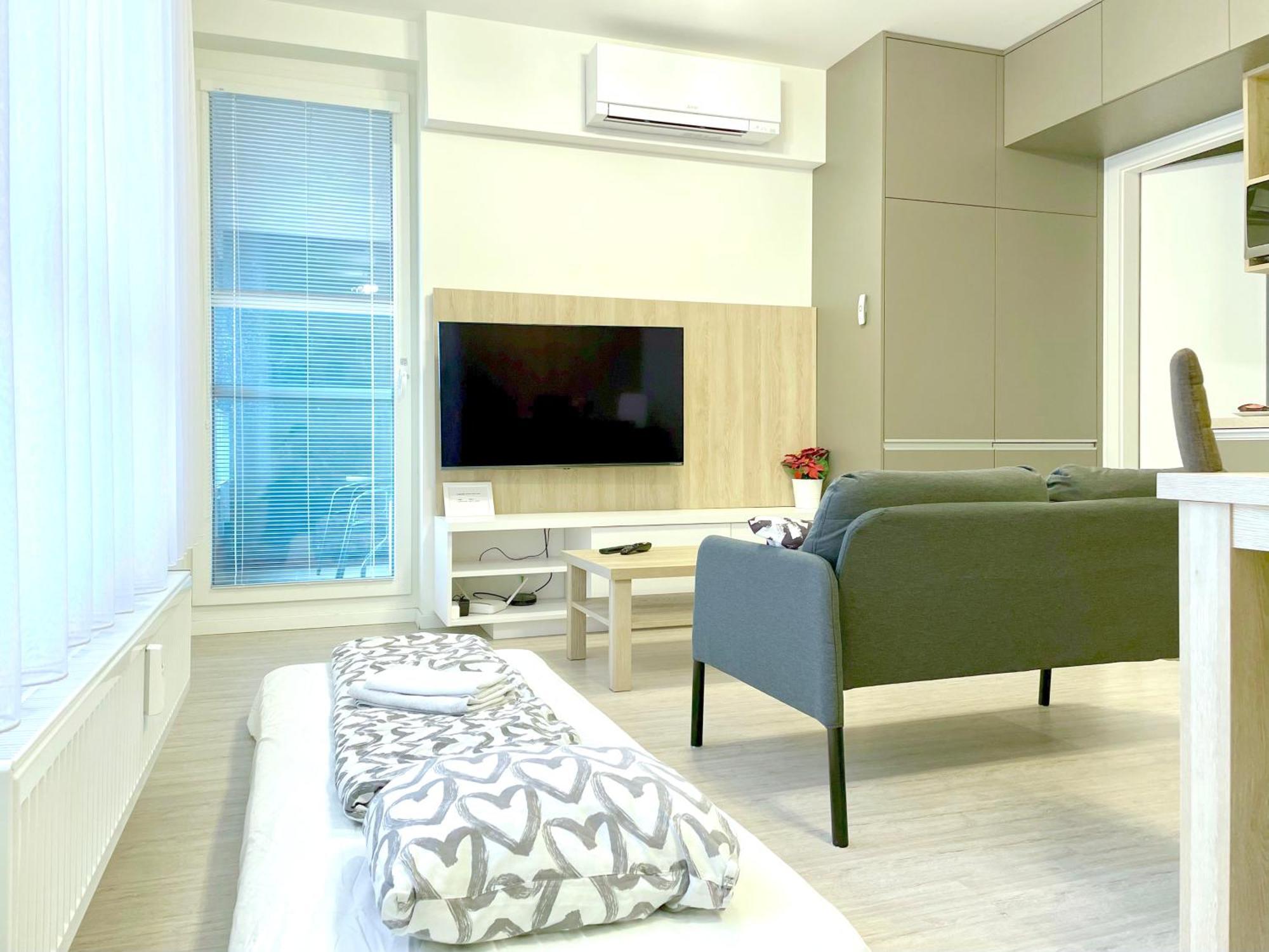 Arenas Apartment Братислава Екстериор снимка